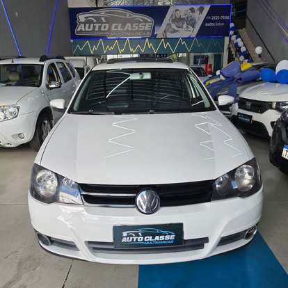 VOLKSWAGEN-GOLF-2012