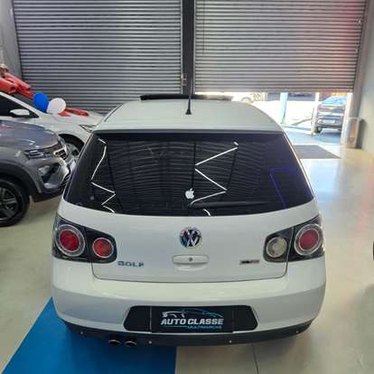 VOLKSWAGEN-GOLF-2012