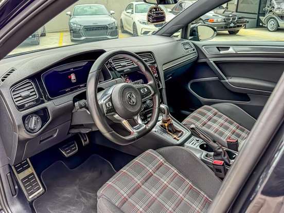 VOLKSWAGEN-GOLF-2.0 350 TSI GASOLINA GTI DSG VOLKSWAGEN-GOLF-2019