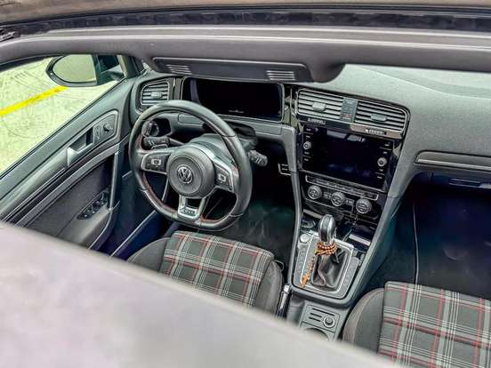 VOLKSWAGEN-GOLF-2.0 350 TSI GASOLINA GTI DSG VOLKSWAGEN-GOLF-2019