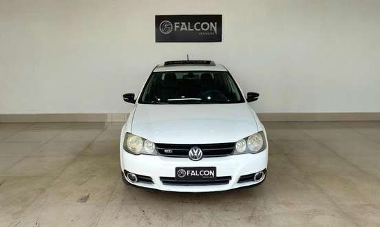 VOLKSWAGEN-GOLF-2012
