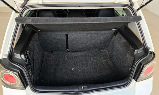VOLKSWAGEN-GOLF-2012