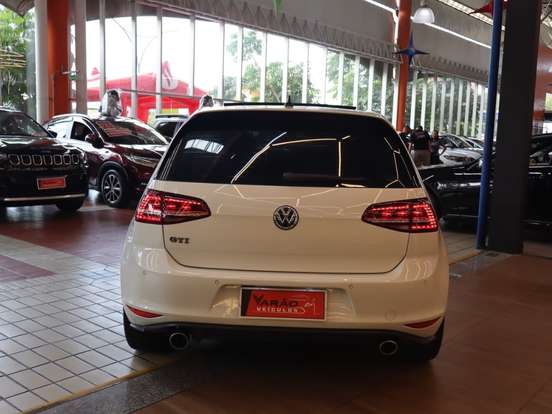 VOLKSWAGEN-GOLF-2.0 TSI GTI 16V TURBO GASOLINA 4P AUTOMÁTICO VOLKSWAGEN-GOLF-2013