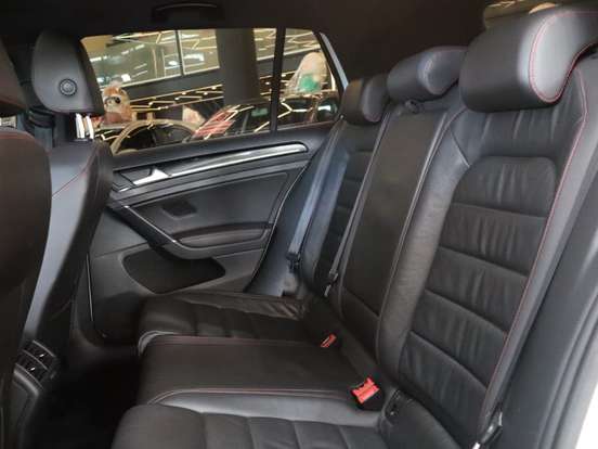 VOLKSWAGEN-GOLF-2.0 TSI GTI 16V TURBO GASOLINA 4P AUTOMÁTICO VOLKSWAGEN-GOLF-2013