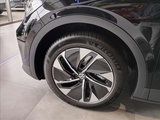 VOLKSWAGEN-ID.4-2026