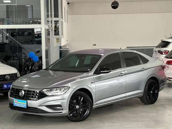 VOLKSWAGEN-JETTA-2020
