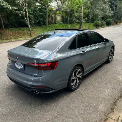VOLKSWAGEN-JETTA-2023