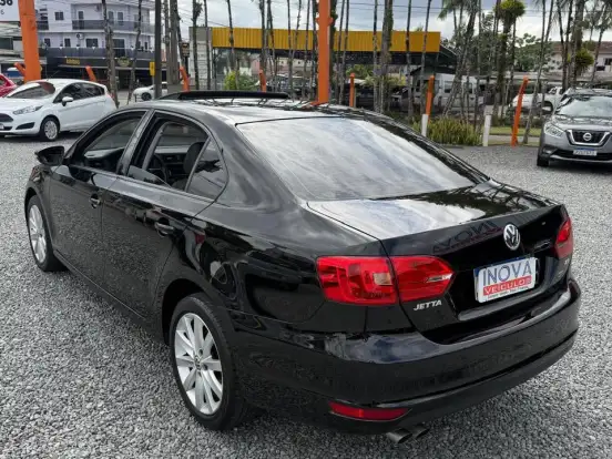 VOLKSWAGEN-JETTA-2.0 COMFORTLINE FLEX 4P TIPTRONIC VOLKSWAGEN-JETTA-2011