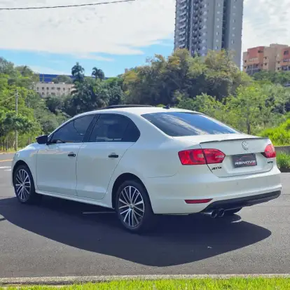 VOLKSWAGEN-JETTA-2.0 TSI HIGHLINE 211CV GASOLINA 4P TIPTRONIC VOLKSWAGEN-JETTA-2014