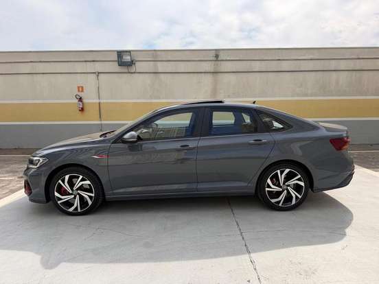 VOLKSWAGEN-JETTA-2023