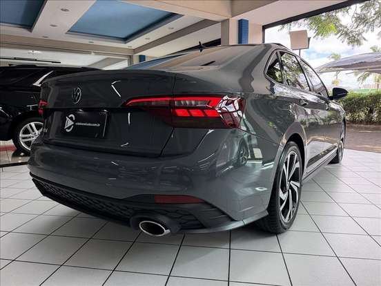 VOLKSWAGEN-JETTA-2023