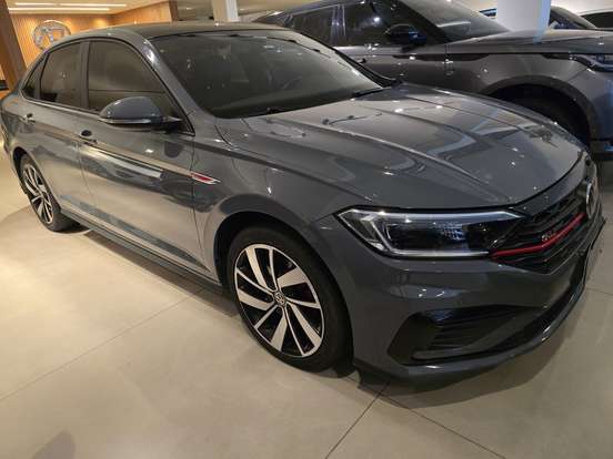 VOLKSWAGEN-JETTA-2020