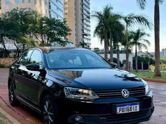 VOLKSWAGEN-JETTA-2.0 COMFORTLINE FLEX 4P MANUAL VOLKSWAGEN-JETTA-2011