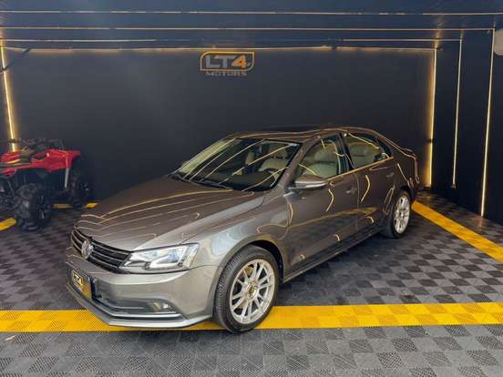 VOLKSWAGEN-JETTA-2015