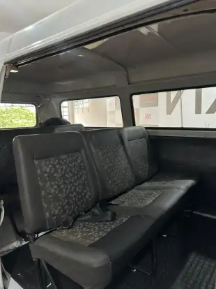 VOLKSWAGEN-KOMBI-2009