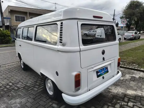 VOLKSWAGEN-KOMBI-1.4 MI STD LOTAÇÃO 8V FLEX 3P MANUAL VOLKSWAGEN-KOMBI-2012