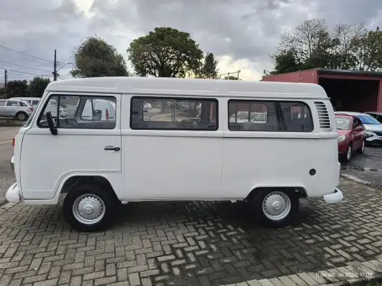 VOLKSWAGEN-KOMBI-1.4 MI STD LOTAÇÃO 8V FLEX 3P MANUAL VOLKSWAGEN-KOMBI-2012