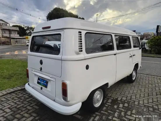 VOLKSWAGEN-KOMBI-1.4 MI STD LOTAÇÃO 8V FLEX 3P MANUAL VOLKSWAGEN-KOMBI-2012
