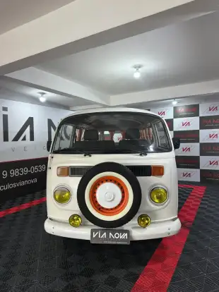 VOLKSWAGEN-KOMBI-1989