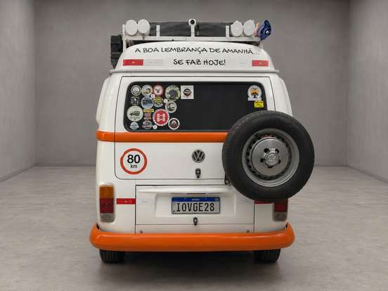 VOLKSWAGEN-KOMBI-2008