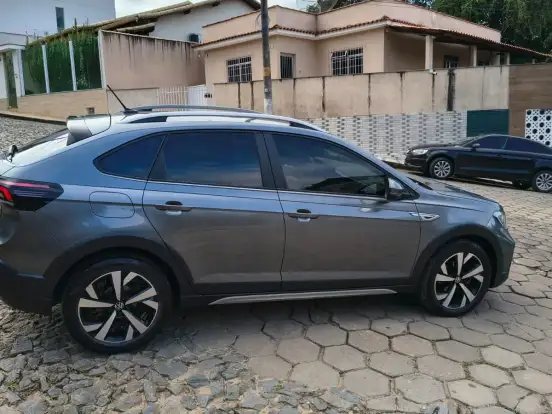 VOLKSWAGEN-NIVUS-1.0 200 TSI TOTAL FLEX HIGHLINE AUTOMÁTICO VOLKSWAGEN-NIVUS-2023