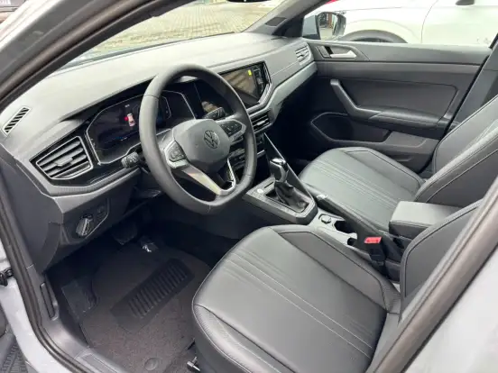 VOLKSWAGEN-NIVUS-1.0 200 TSI TOTAL FLEX HIGHLINE AUTOMÁTICO VOLKSWAGEN-NIVUS-2026