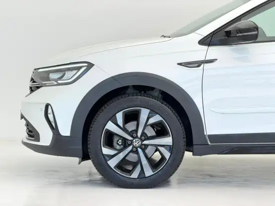 VOLKSWAGEN-NIVUS-1.0 200 TSI TOTAL FLEX HIGHLINE AUTOMÁTICO VOLKSWAGEN-NIVUS-2024
