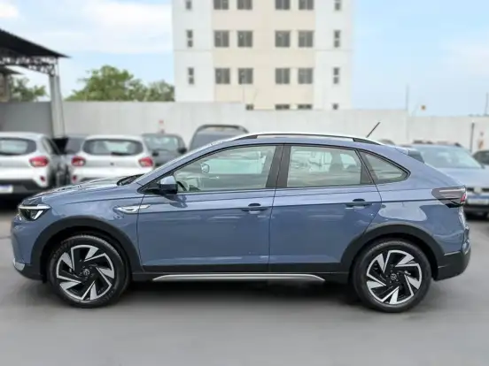 VOLKSWAGEN-NIVUS-1.0 200 TSI TOTAL FLEX HIGHLINE AUTOMÁTICO VOLKSWAGEN-NIVUS-2025