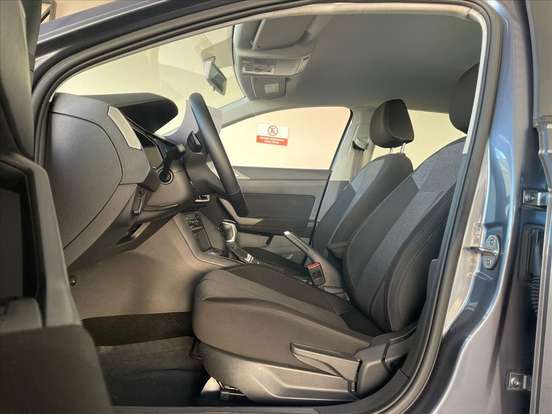 VOLKSWAGEN-NIVUS-1.0 200 TSI TOTAL FLEX COMFORTLINE AUTOMÁTICO VOLKSWAGEN-NIVUS-2025