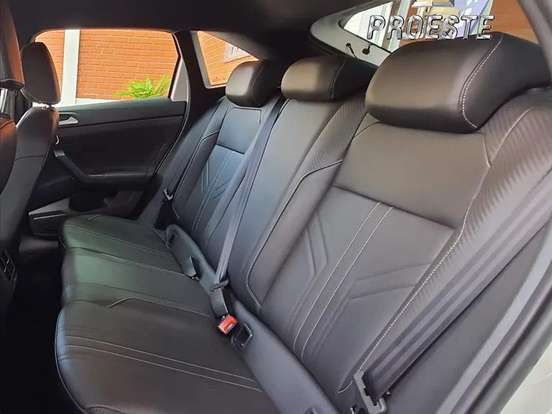 VOLKSWAGEN-NIVUS-1.0 200 TSI TOTAL FLEX HIGHLINE AUTOMÁTICO VOLKSWAGEN-NIVUS-2025