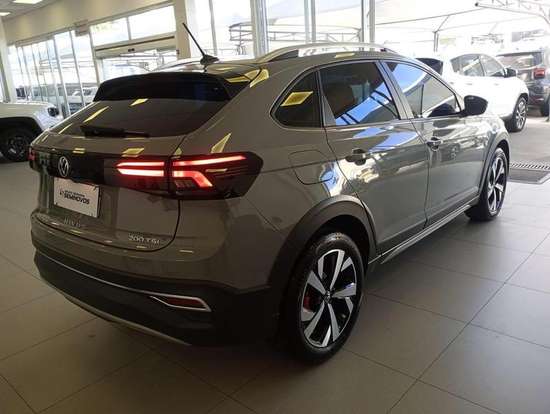 VOLKSWAGEN-NIVUS-1.0 200 TSI TOTAL FLEX HIGHLINE AUTOMÁTICO VOLKSWAGEN-NIVUS-2024