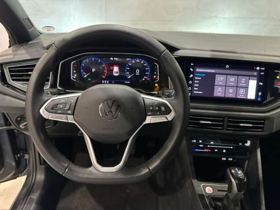 VOLKSWAGEN-NIVUS-1.0 200 TSI TOTAL FLEX HIGHLINE AUTOMÁTICO VOLKSWAGEN-NIVUS-2023