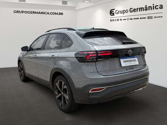 VOLKSWAGEN-NIVUS-1.0 200 TSI TOTAL FLEX HIGHLINE AUTOMÁTICO VOLKSWAGEN-NIVUS-2021