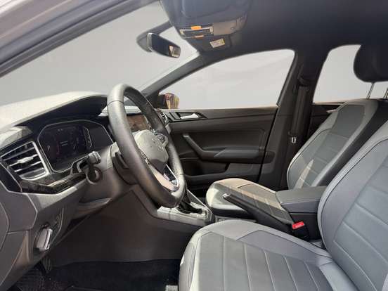 VOLKSWAGEN-NIVUS-1.0 200 TSI TOTAL FLEX HIGHLINE AUTOMÁTICO VOLKSWAGEN-NIVUS-2021