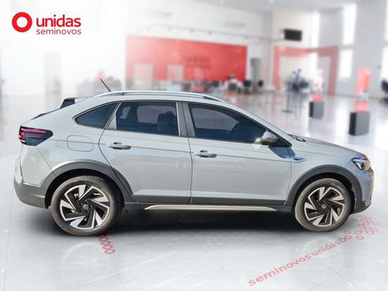 VOLKSWAGEN-NIVUS-1.0 200 TSI TOTAL FLEX HIGHLINE AUTOMÁTICO VOLKSWAGEN-NIVUS-2025