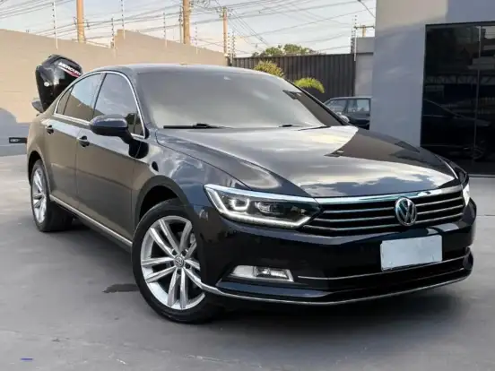 VOLKSWAGEN-PASSAT-2018