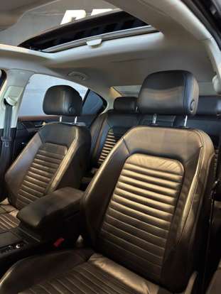VOLKSWAGEN-PASSAT-2018