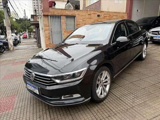 VOLKSWAGEN-PASSAT-2.0 16V TSI BLUEMOTION GASOLINA HIGHLINE 4P DSG VOLKSWAGEN-PASSAT-2018
