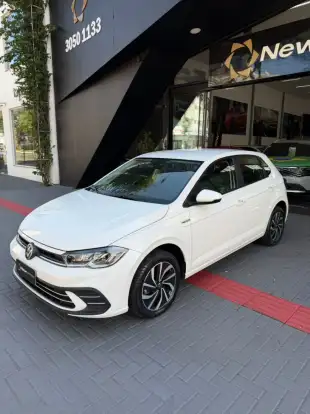 VOLKSWAGEN-POLO-1.0 170 TSI HIGHLINE AUTOMÁTICO VOLKSWAGEN-POLO-2024