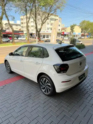 VOLKSWAGEN-POLO-2024