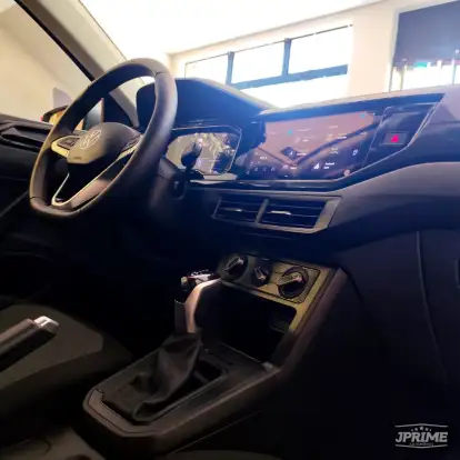 VOLKSWAGEN-POLO-2024