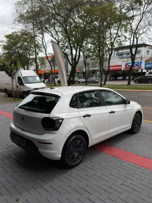 VOLKSWAGEN-POLO-2025