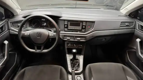 VOLKSWAGEN-POLO-2023