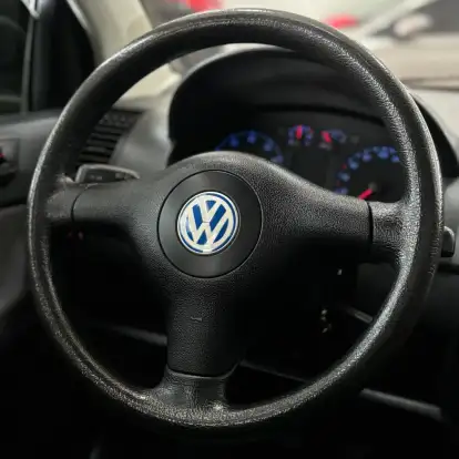 VOLKSWAGEN-POLO-2007