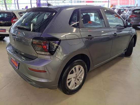 VOLKSWAGEN-POLO-2024