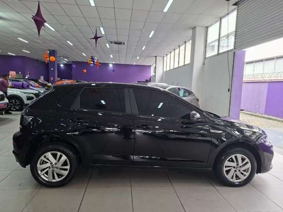 VOLKSWAGEN-POLO-2024