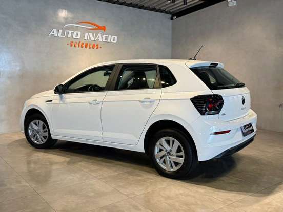 VOLKSWAGEN-POLO-1.0 170 TSI COMFORTLINE AUTOMÁTICO VOLKSWAGEN-POLO-2024
