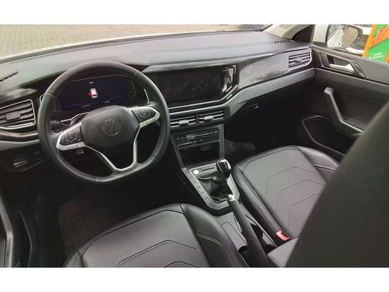 VOLKSWAGEN-POLO-2025