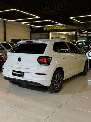 VOLKSWAGEN-POLO-2024