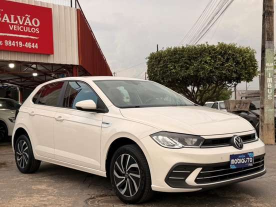 VOLKSWAGEN-POLO-2023
